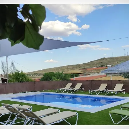 Laureles Country house Urda